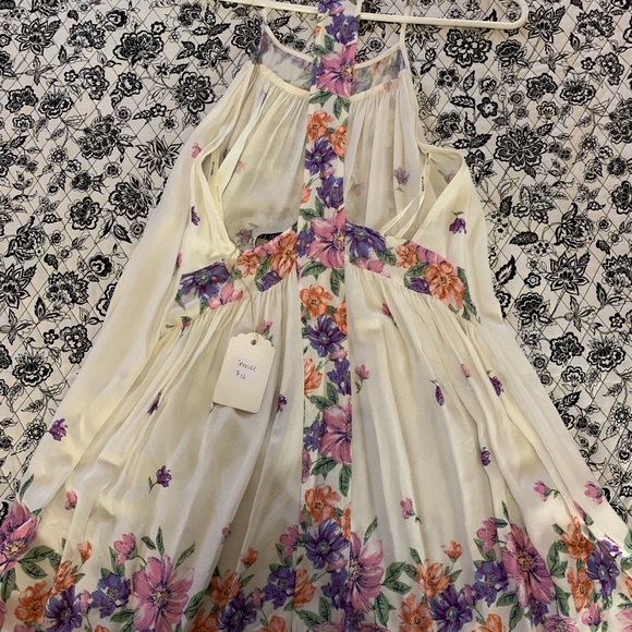 Floral sundress - Picture 2 of 3